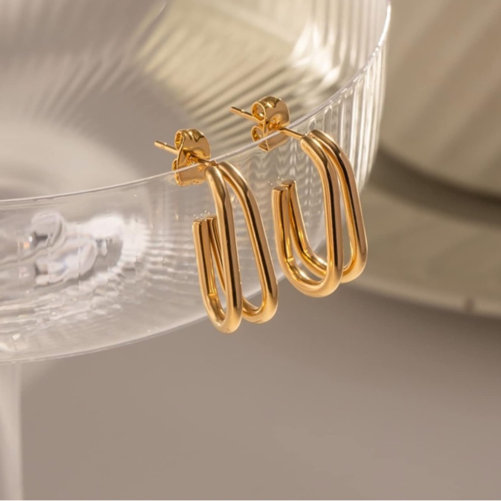 n e w | 18k gold double rectangle open hoop earrings